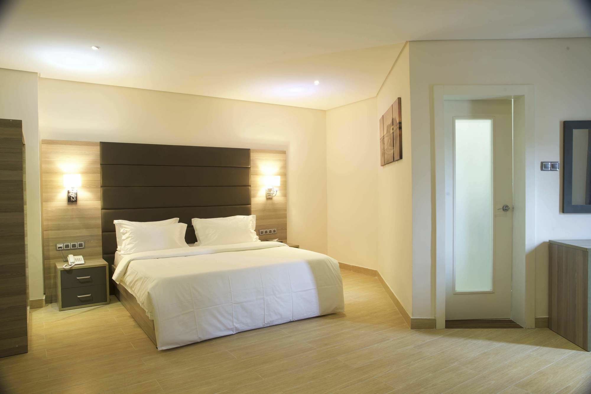 Scarlet Lodge Lagos Dış mekan fotoğraf